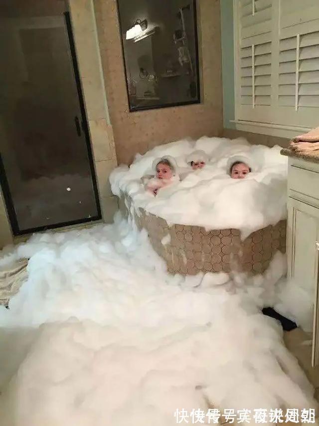 百元大钞|熊孩子究竟能有多作一双妙手剪完百元大钞,妈妈窒息的感觉