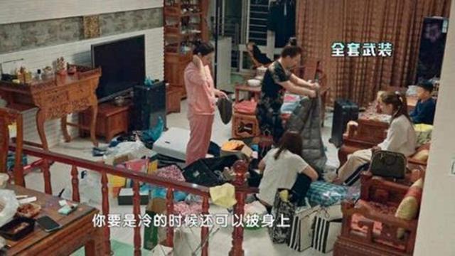 变形记|那个每天开销上万,16岁还要大人喂饭的女孩,现如今判若两人