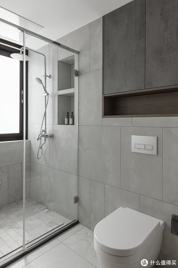 主卧|单身男青年的180㎡之家,全屋简约风,一个人独居,也住出高级感