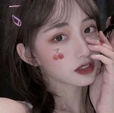 女生想鼻子越来越挺,坚持3动作,逆袭“水滴鼻”,校花都自愧不如哟