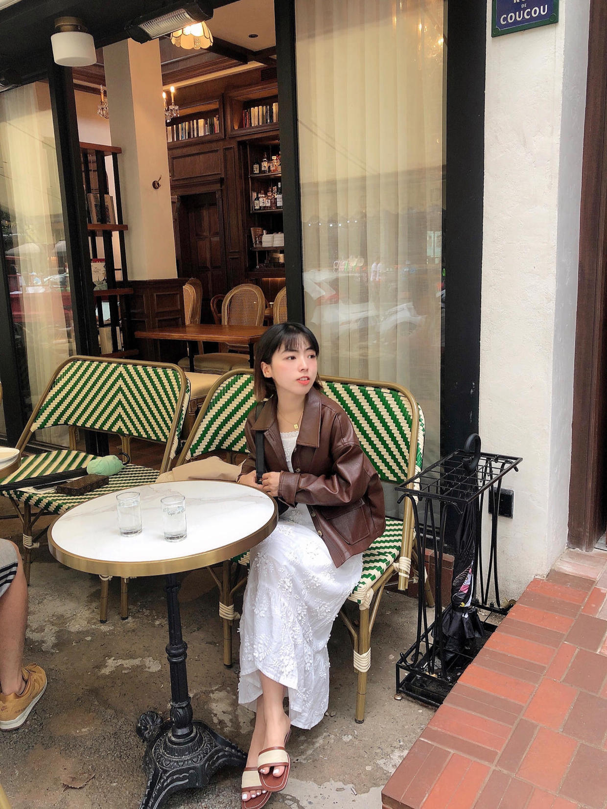 拜拜肉|冬天穿腻了臃肿的羽绒服,不妨试试皮衣吧,酷炫潇洒又百搭