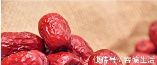 维生素c|人到中年想长寿，推荐多吃3种食物，帮助消化，改善睡眠！