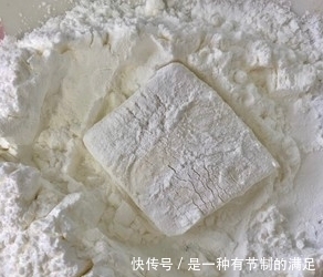 嫩鸡蛋包豆腐,超级好吃,快点学起来吧!