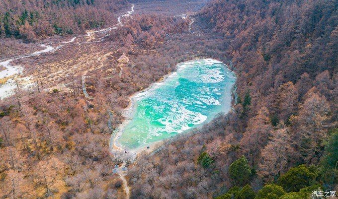 雪山蓝天，走过稻城亚丁的春夏秋冬