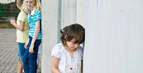 理财|家长常做的这几件事,却是在摧毁孩子自信,你还在做吗?