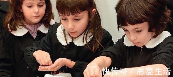 父母|如果不想让孩子毁在家长手中，记得，千万别当着孩子的面做这些