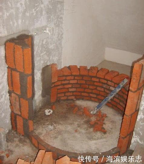 淋浴房|老爸为了省钱自己砖砌淋浴房,原以为寒酸,没想到成了小区红人!