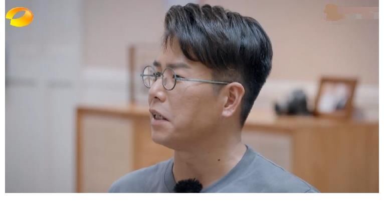 《大灣仔的夜》謝天華廚藝翻車，陳小春社恐，張智霖秒變交際花