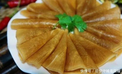 改成|豆腐换个吃法,萝卜也改成糖醋,饺子皮来点花样,都很好吃