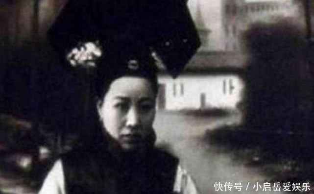 女人|镜头下的晚清贵族女人:图一溥仪的美艳乳母,图五是最真实的珍妃