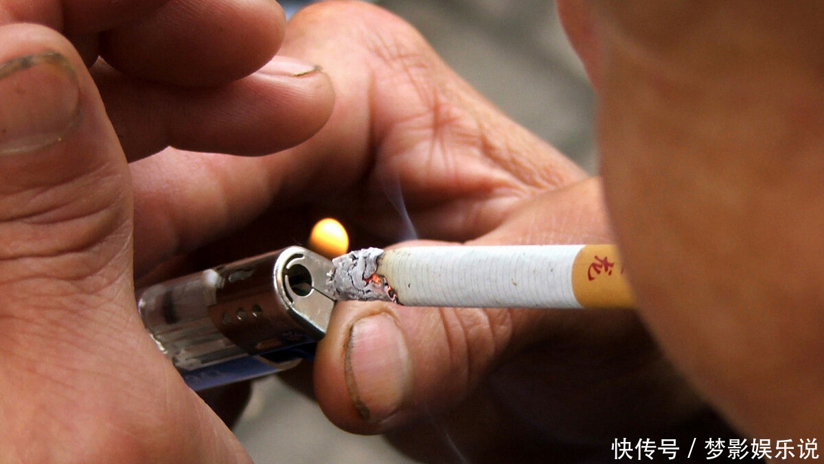 长期喝茶吸烟的人的身体素质如何，喝茶对吸烟有影响吗？