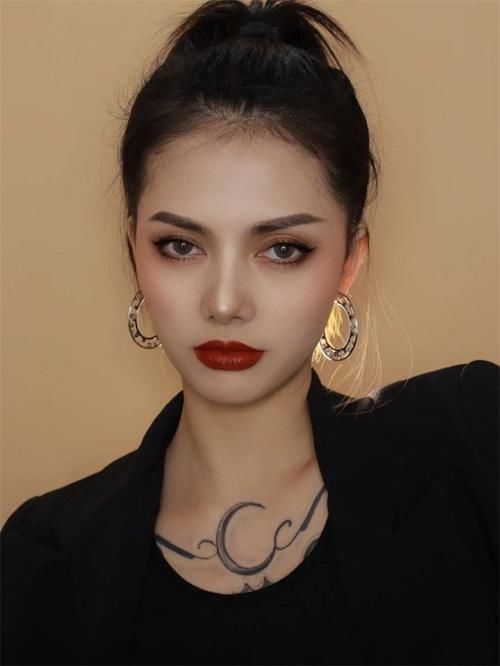 唇部 秋天的“口红”要怎么涂才够好看?从这3个方面下手,精致又洋气