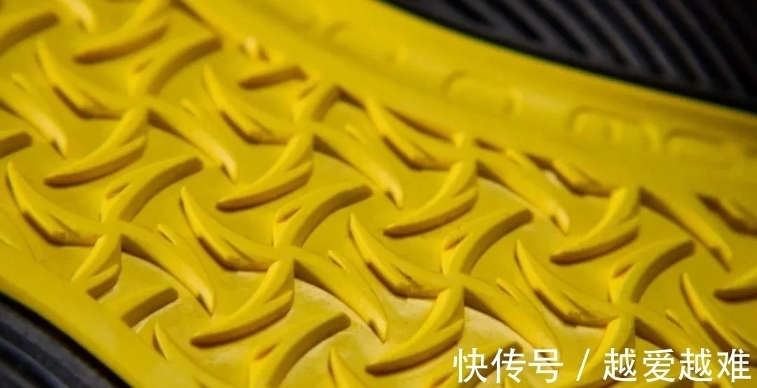 火影忍者|当安踏遇到火影忍者!哪个男孩子能抵挡的住啊?