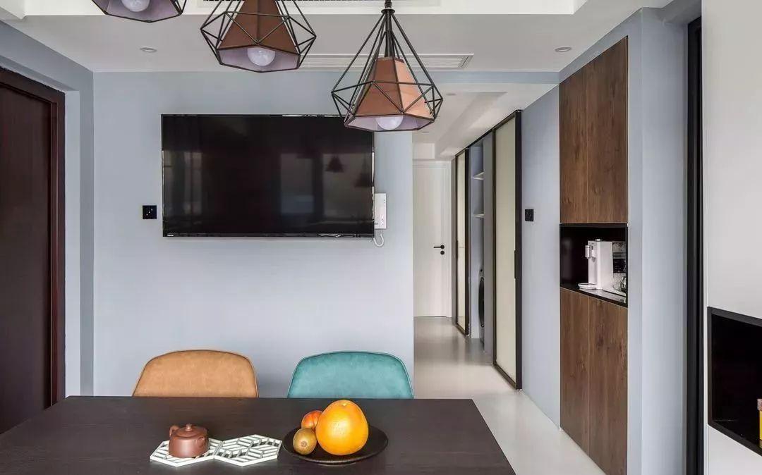 收纳|47平手枪户型巧改造，2室2厅1厨1卫，还有个让人羡慕的衣帽间！