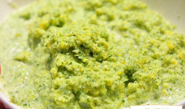 父母|宝宝添加辅食的正确顺序,父母要注意,别盲目乱添加!