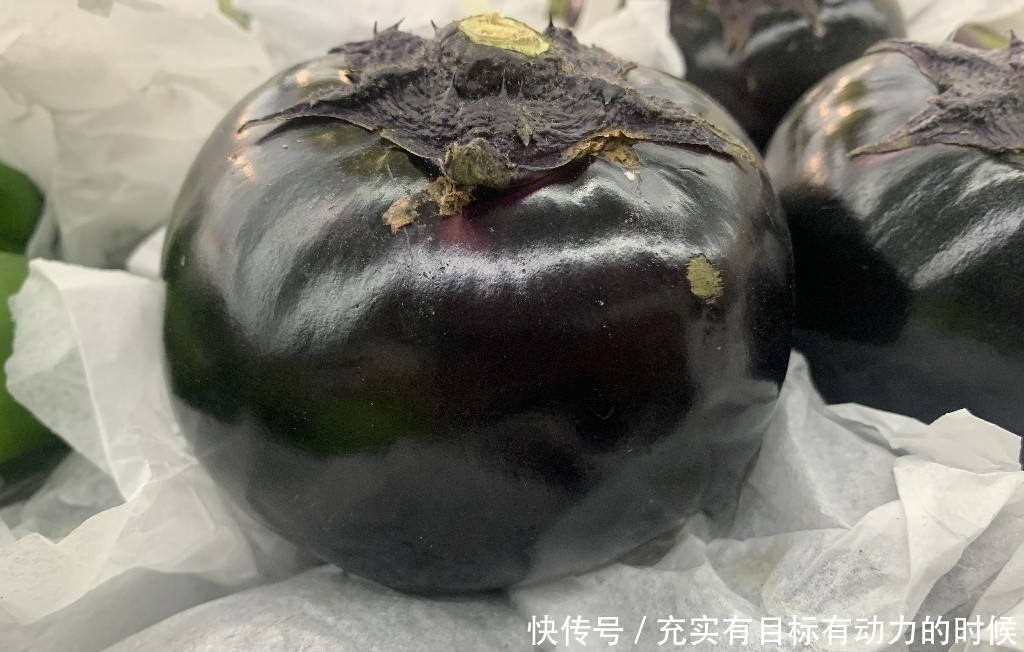 辨别|打了激素的茄子怎样辨别?老菜农:教你一招,看一眼就能分辨出来