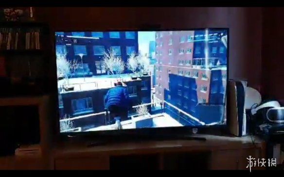 演示|《蜘蛛侠：迈尔斯莫拉莱斯》PS5冷启动演示 只需8秒