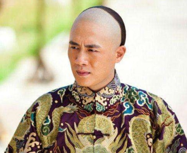 皇帝|康熙老来得子,因年龄太小被雍正当做“儿子”来宠,享三朝皇帝青睐