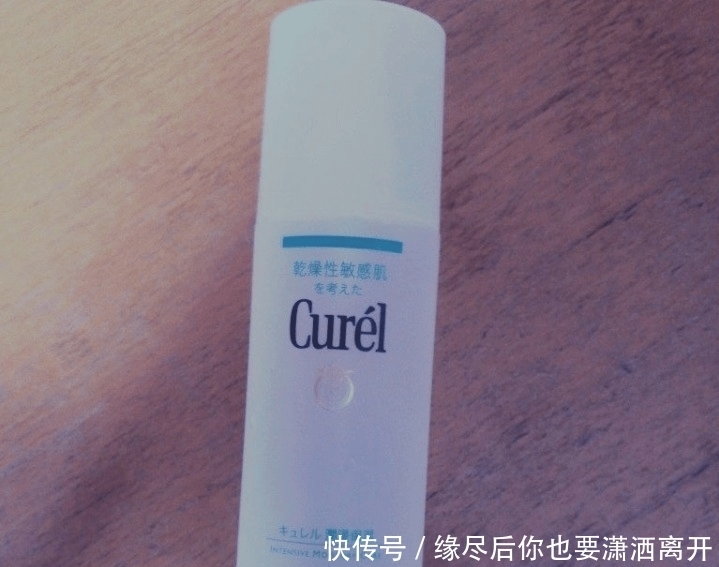 肌肤|4款热门的爽肤水测评：恢复肌肤活力，晚霜修复，促进细胞更新