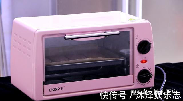 鸡蛋|鸡蛋与红薯能一起吃吗红薯片裹上蛋液烤着吃，皮更脆，香甜可口