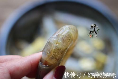 硬菜|蒸5分钟就上桌,大虾此做法,简单又鲜美,特适合夏天吃
