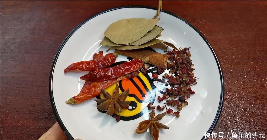 土豆炖牛肉的正确做法,牛肉软烂土豆绵软,孩子长身体期要多吃