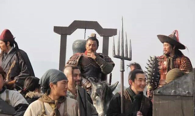 梁山泊$其实晁盖临终前,最希望此人当梁山泊老大,谁知半路被宋江截胡了