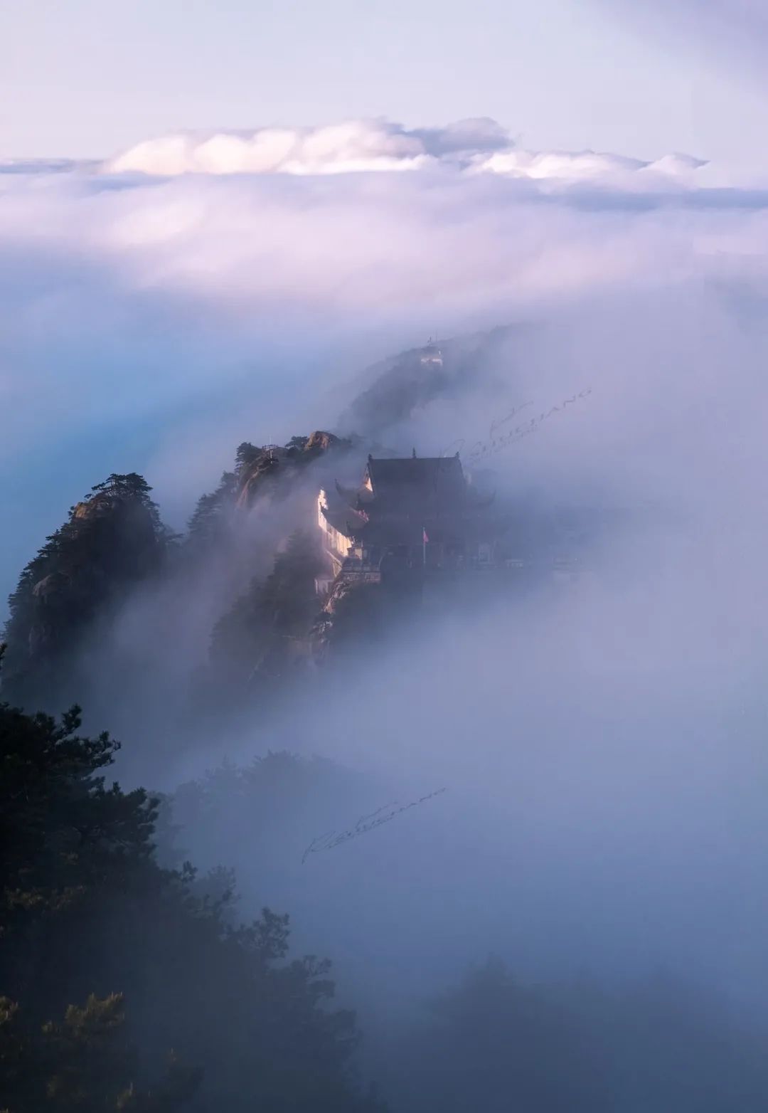 天台，满足了我们对九华山的所有幻想！