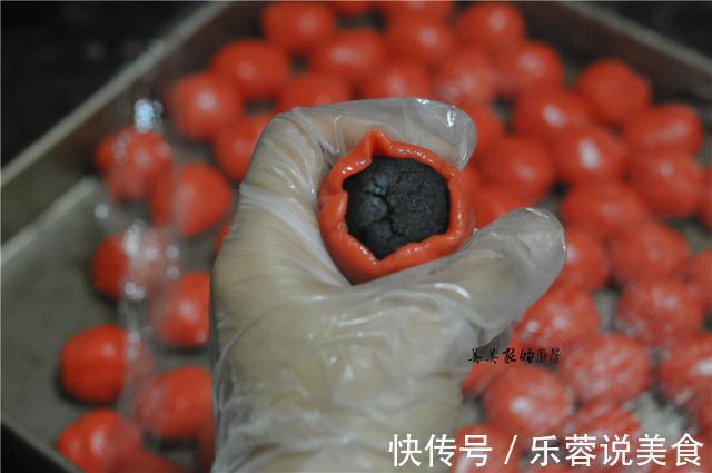 今年火爆的''好事发生''月饼,你也试试吧,月饼艳丽,只需一招