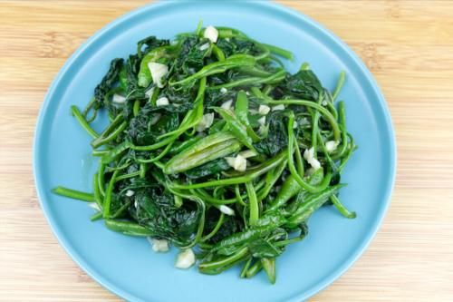 红薯|炒红薯叶,直接炒还是先焯水?都错了,教你一招,口感脆嫩不发黑