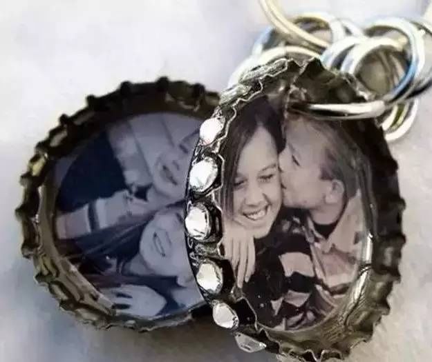 把肥皂放在矿泉水瓶盖上,第二天奇迹发生了