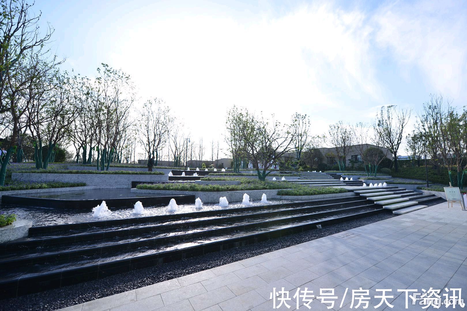 楼盘|郑州新郑热门楼盘现场最新视频，点击查看