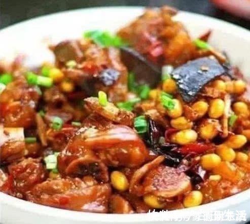 亲朋|经常吃不腻的几道家常菜，学会了招待亲朋好友能给你挣面子