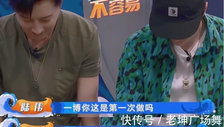 王一博|《街舞4》队长展厨艺，王一博独居吃手抓饼，韩庚婚后常下厨