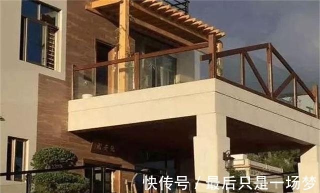 别墅|江西一海归,回乡花120万建豪华别墅,路人都忍不住拿手机来拍照