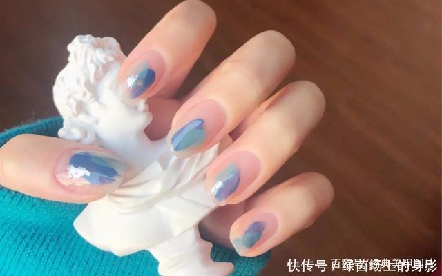 美甲|少女感满满的涂鸦美甲,可爱暴击,快来pick你的那一款吧!