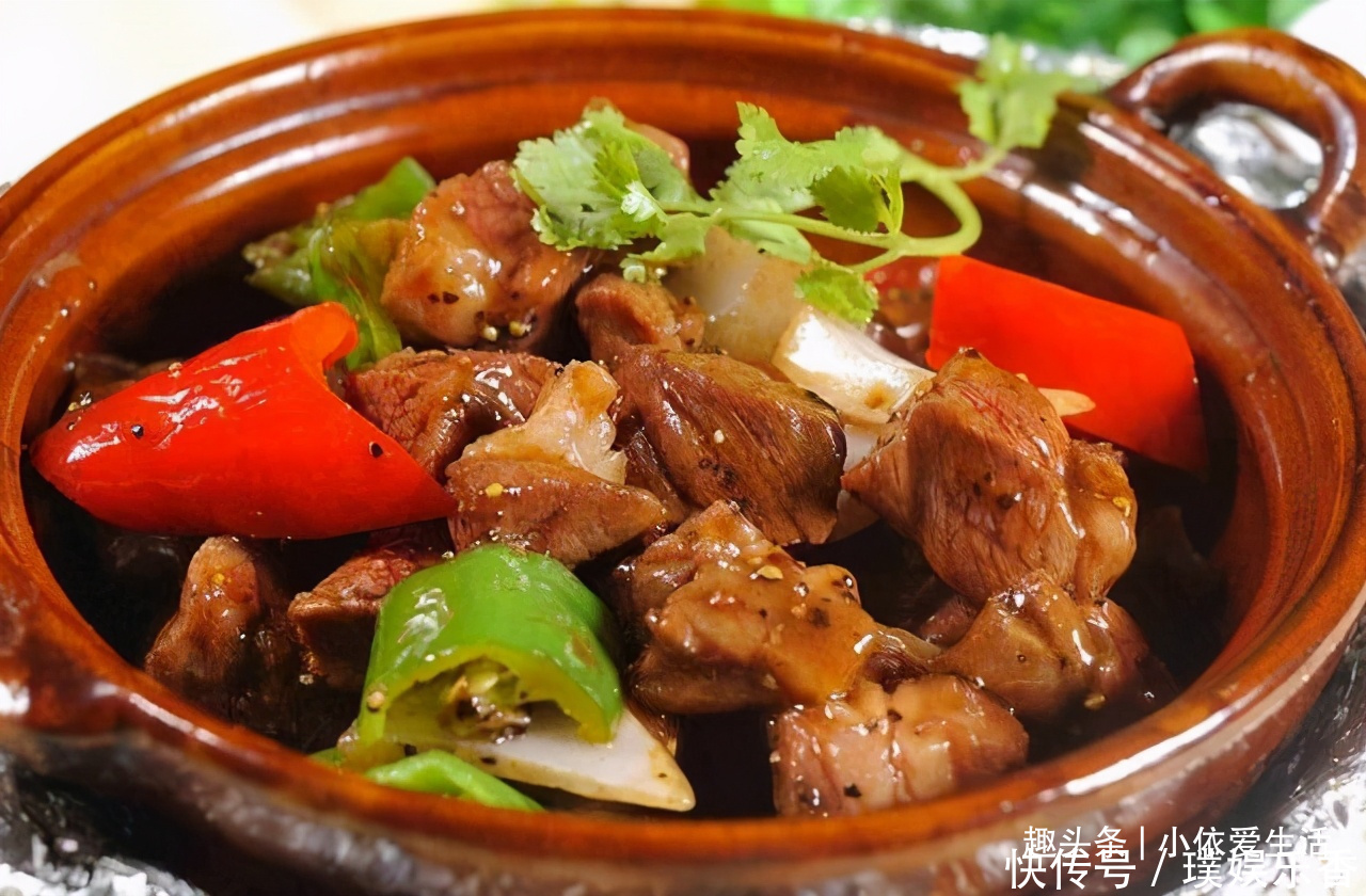 老少皆宜的几道家常菜，肉质鲜香软烂，好吃的汤汁都不剩