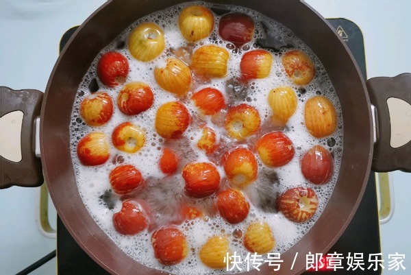 冬枣|原来蜜枣就是这么做的，花上十几元就能做一斤，甜甜蜜蜜超好吃