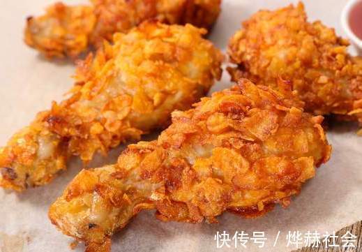 炸鸡|炸鸡腿，用淀粉还是面粉大厨透露技巧，炸出来皮脆肉嫩，太香了