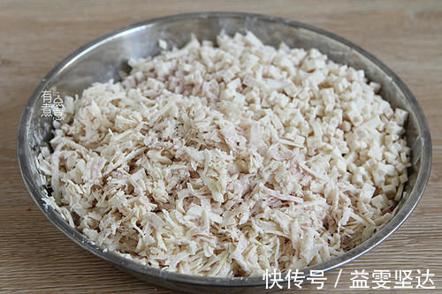 冬天,这碱性食物要多吃,咸香软糯,满满都是馅料,每次最少吃6个