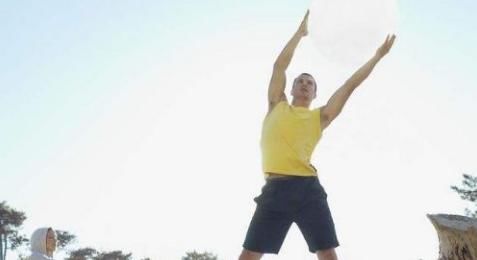  身体|爱运动爱喝水的人会比其他人更“长寿”吗？寿命长短主要看此3点