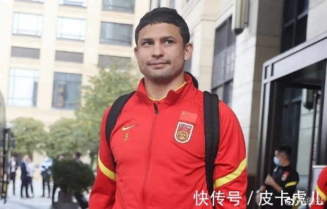费南多|马德兴:国管部仍在联系归化球员 盼其出战12强赛