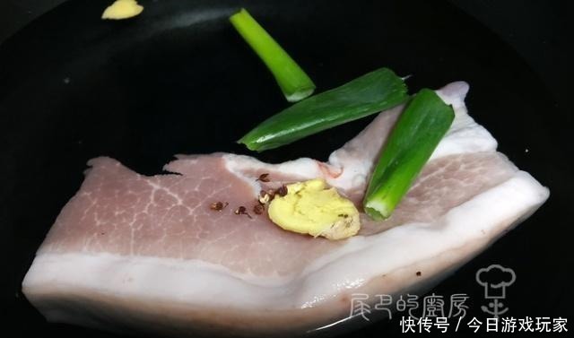 蒜苗|“天然钙片”终被发现,孩子常吃长高个,比吃钙片强,助智力发育!