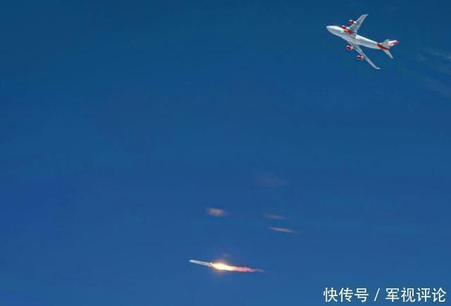 波音飞机高空发射火箭,结果点火不久就发生异常,坠落于北太平洋