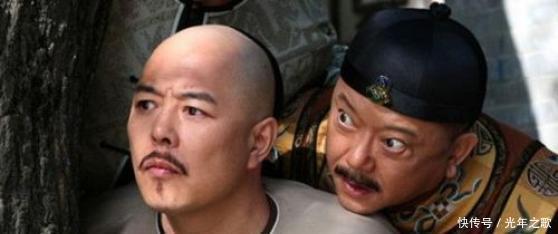 |小偷到和珅家偷东西,发现大量银子,小偷却哭着离开死也不来了!