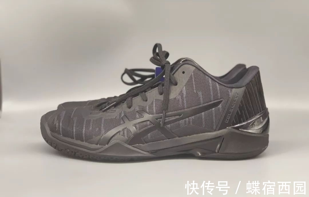 burst 一双能让大体重球员飞起来的球鞋!Asics Gel Burst实战测评