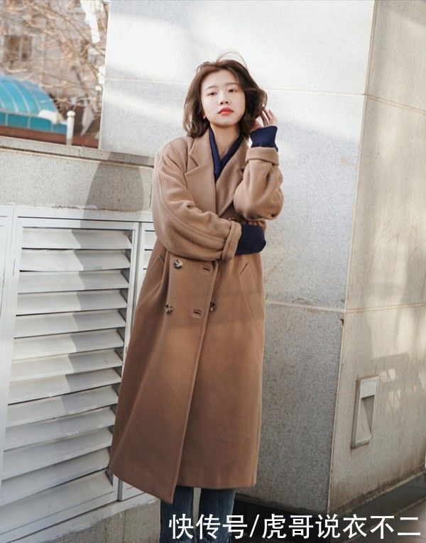 30岁女性职场穿搭值得学习，优雅与干练并存，做职场时髦精