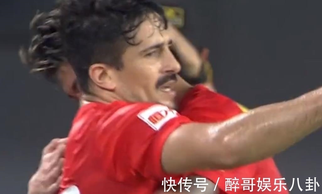 训练|国足归化“最大水货”彻底爆发:近期训练进球如麻成奇兵!