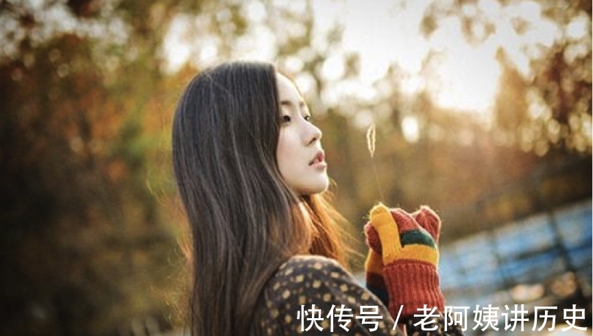 美丽的姑娘|女生不显老的五个技巧：注重无龄感的搭配，25岁穿到45岁，涨知识