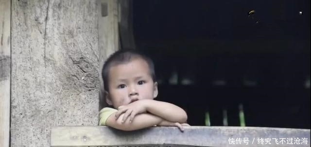 对夫妻|广西90后夫妻深居山林生了9个娃,妈妈肚子里还有一个3个月后出生